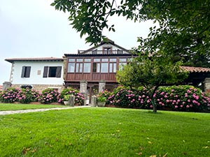 La solana de mogro en Cantabria jardin