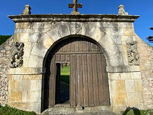 entrada a solana de mogro cantabria